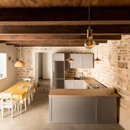 Mulberry Stonehouse Primošten