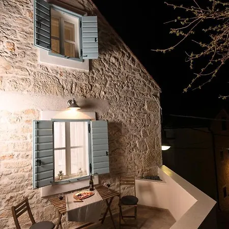Mulberry Stonehouse Holiday home Primosten