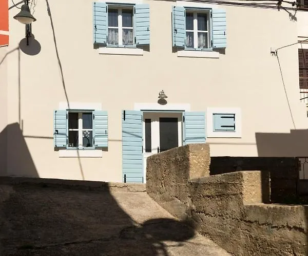 Mulberry Stonehouse Σπίτι διακοπών *