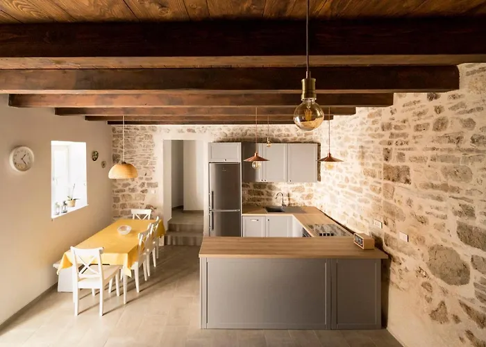 Mulberry Stonehouse Primosten